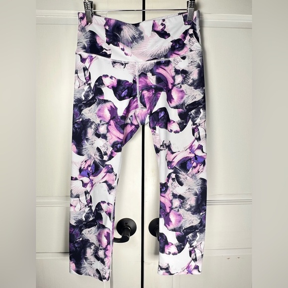 Apana Pants - Apana Purple Tones Cropped Leggings Excellent Condition Size M